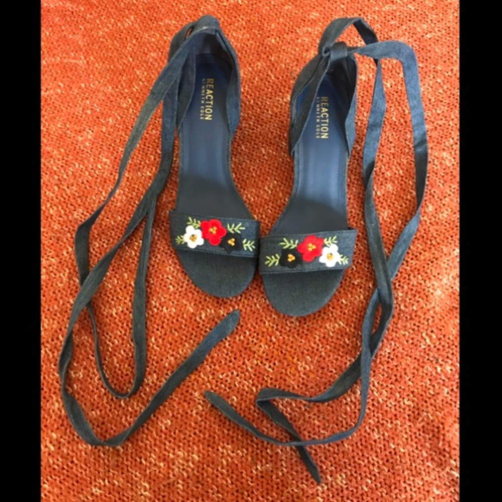 Kenneth Cole Denim Sandals - size 8.5